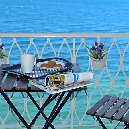 Elia Sea View アパート コルフ島